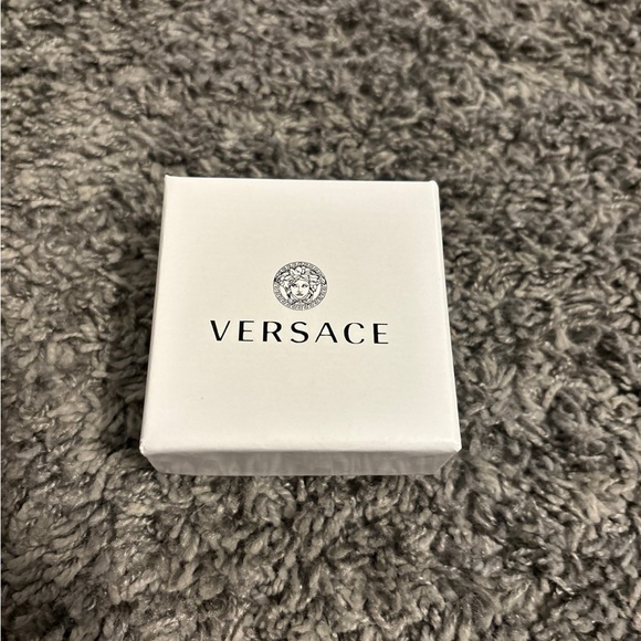 Versace Box - Picture 1 of 2